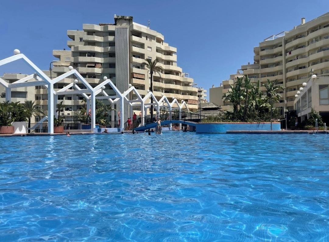 El Estudio De La Playa Benalbeach 317 Terraza Vistas Al Mar Benalmádena Zewnętrze zdjęcie